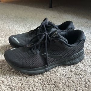 Women’s Brooks